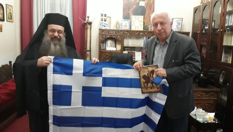 Χίου: ”Δωρίζω στον νέο Περιφερειάρχη Β. Αιγαίου την Ελληνική Σημαία”
