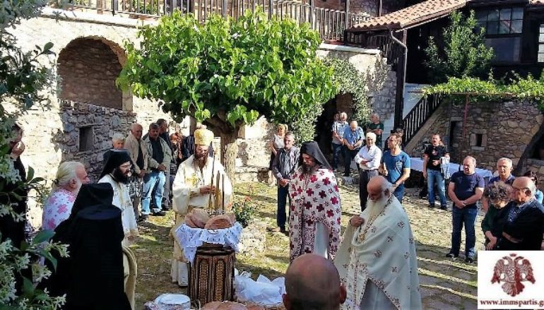 Με λαμπρότητα πανηγύρισε η Ι. Μονή Αγίων Αναργύρων Πάρνωνα
