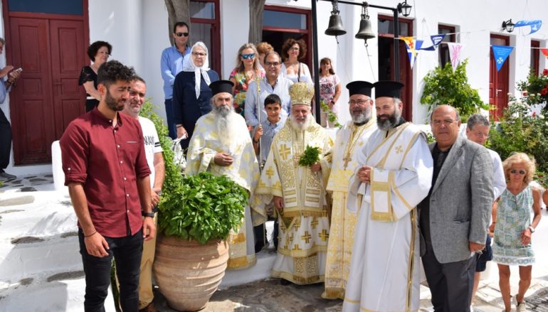 Ο Μητροπολίτης Σύρου στην Ι. Μονή Παλαοιοκάστρου Μυκόνου