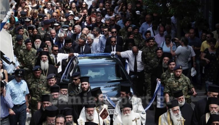 Η πομπή του σκηνώματος του Μητροπολίτη Φθιώτιδος στην πόλη που αγάπησε