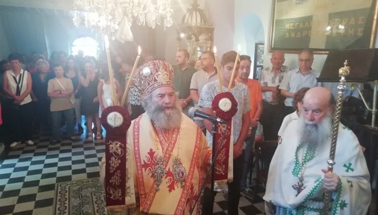 Μάνης Χρυσόστομος: «Η Παναγία δεν μας εγκαταλείπει»
