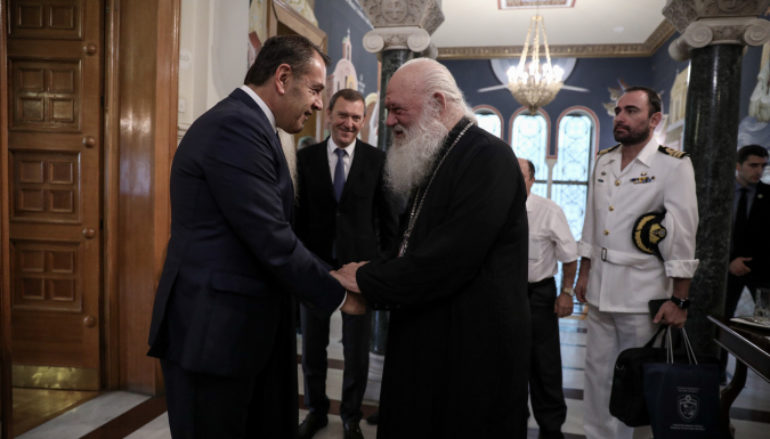 Ο Υπουργός Εθνικής Άμυνας στον Αρχιεπίσκοπο Ιερώνυμο