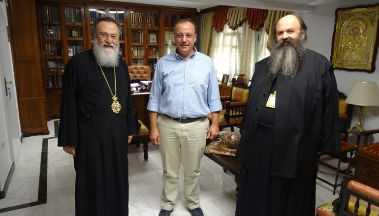 Ο Επίτροπος του Ελεγκτικού Συνεδρίου στον Μητροπολίτη Κορίνθου