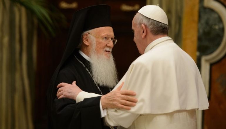 Πάπας προς Βαρθολομαίο: «Οι αποκλίσεις μας δεν θα παρακωλύσουν την αποστολή μας»