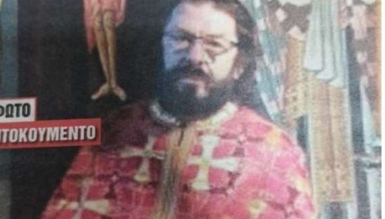 Ο Νίκος Χορταρέας ιερουργεί σε χωριό του Λαγκαδά