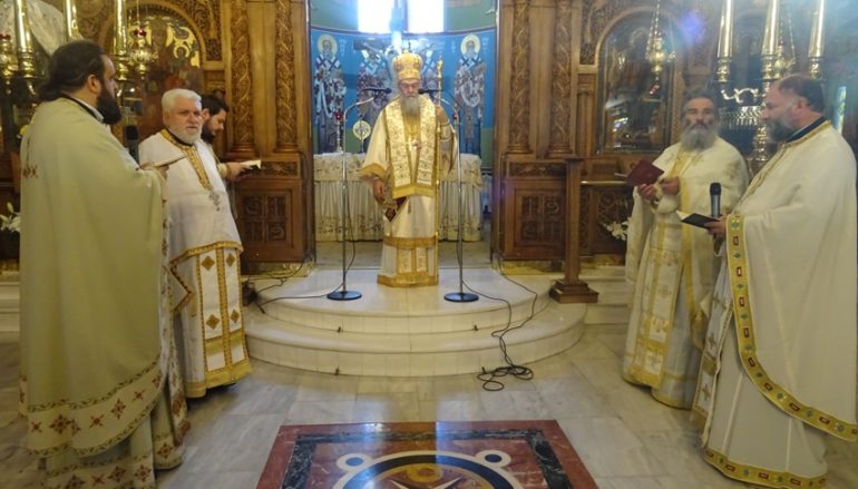 Κορίνθου: “Οι Ιερείς προσφέρουν στον Κύριό μας ολόκληρη την ύπαρξή τους”