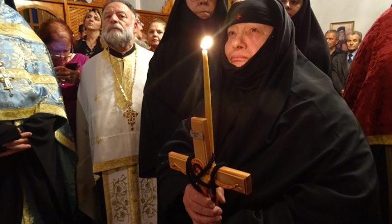 Ρασοφορία Μοναχής από τον Μητροπολίτη Κορίνθου