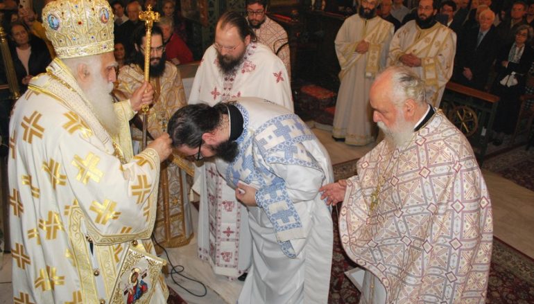 Χειροτονία Πρεσβυτέρου από τον Μητροπολίτη Νέας Σμύρνης
