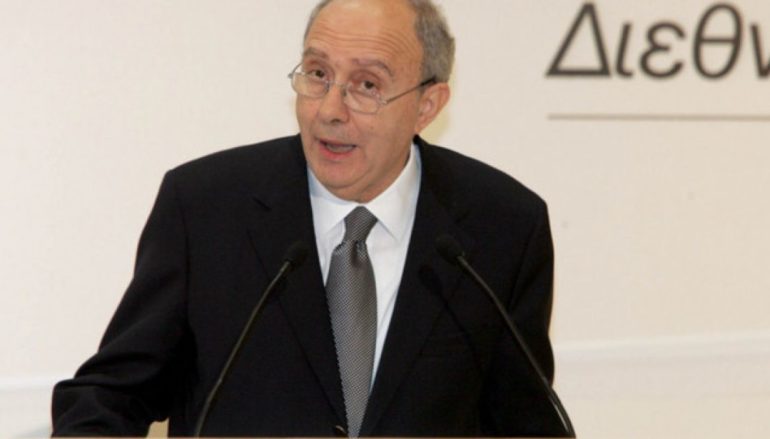Η Ιερά Σύνοδος θα τιμήσει τον αοίδημο Ακαδημαϊκό Κων/νο Σβολόπουλο
