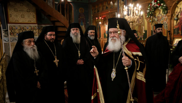 Ο Αρχιεπίσκοπος στον Ι. Ναό Τριών Ιεραρχών Πετραλώνων