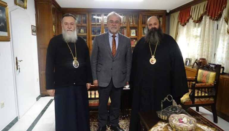 Ο νέος Διοικητής του Νοσοκομείου Κορίνθου στο Μητροπολίτη Διονύσιο