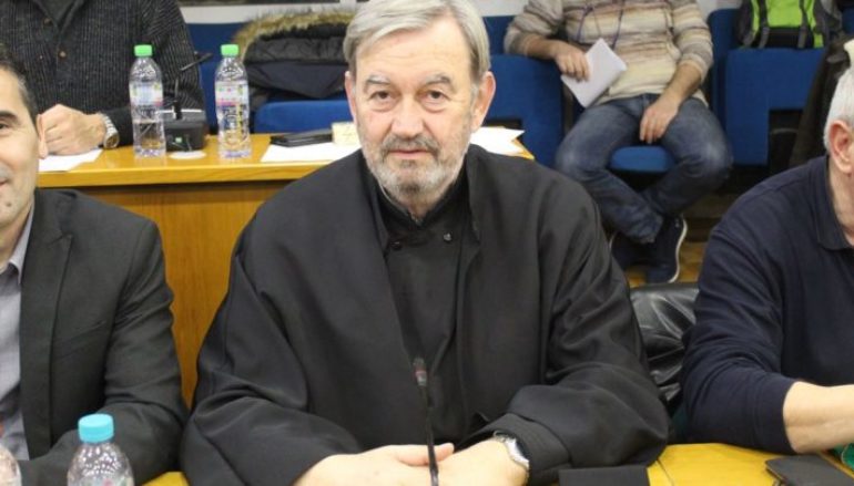 Με ράσα στο Περιφερειακό Συμβούλιο Θεσσαλίας