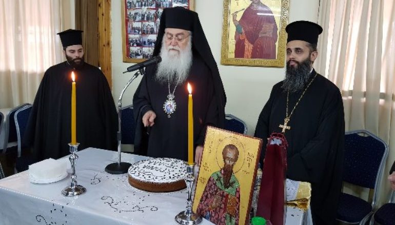 Ο Μητροπολίτης Περιστερίου κοντά στους νέους
