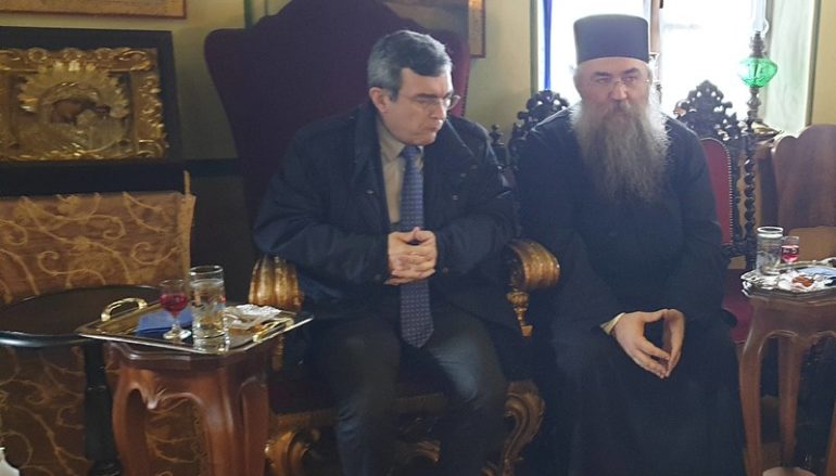 Ο Υφυπουργός Προστασίας του Πολίτη στο αντιπροσωπείο της Ι. Μονής Εσφιγμένου
