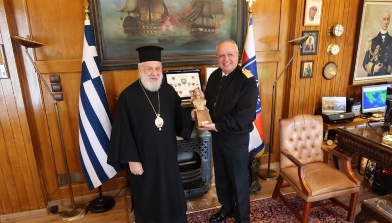 Ο Μητροπολίτης Σύρου στον Αρχηγό του Γεν. Επιτελείου Ναυτικού