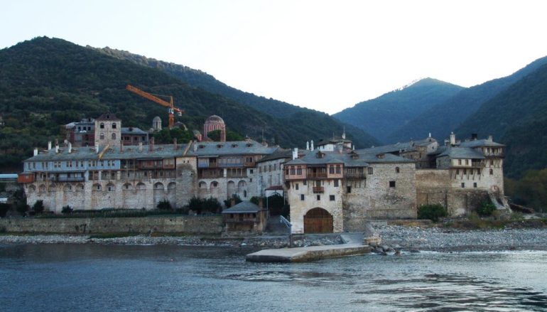 Πρώτο θετικό κρούσμα μοναχός στο Άγιον Όρος