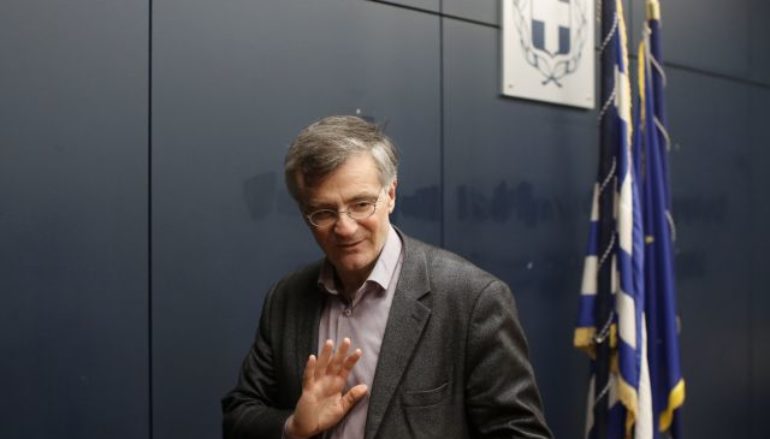 Απάντηση Τσιόδρα για την παρουσία του στη Θεία Λειτουργία