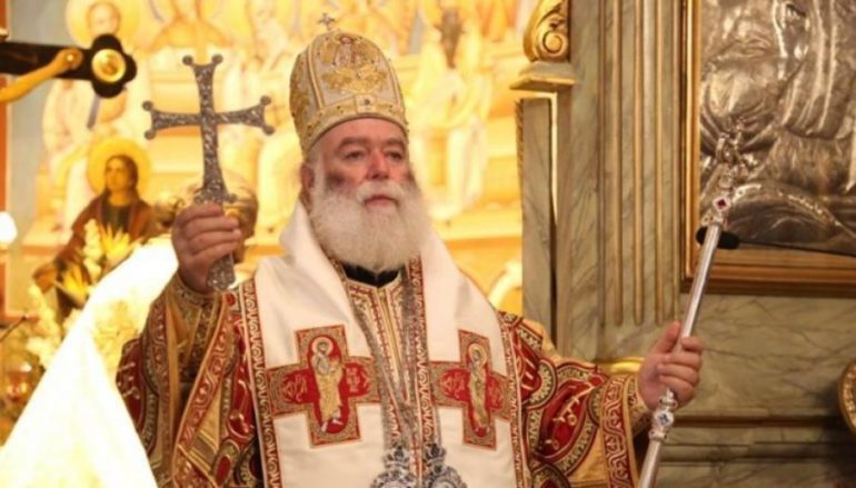 Ο Πατριάρχης Αλεξανδρείας ψάλλει τον Εθνικό μας Ύμνο