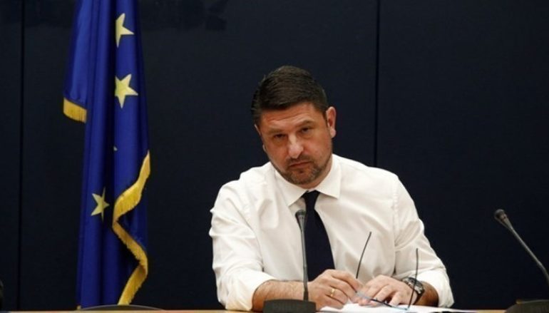 Χαρδαλιάς: “Δεν θα επιτραπεί η μεταφορά του Αγίου Φωτός από τους Δήμους”