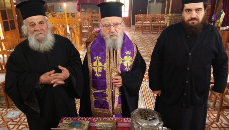 Ο Μητροπολίτης Αιτωλίας ευλόγησε την επαρχία του με Ι. Λείψανα