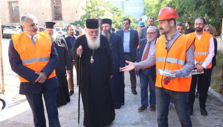 Συνεχίζονται οι εργασίες ανακαίνισης κτηρίων της Εκκλησίας στην Δεινοκράτους