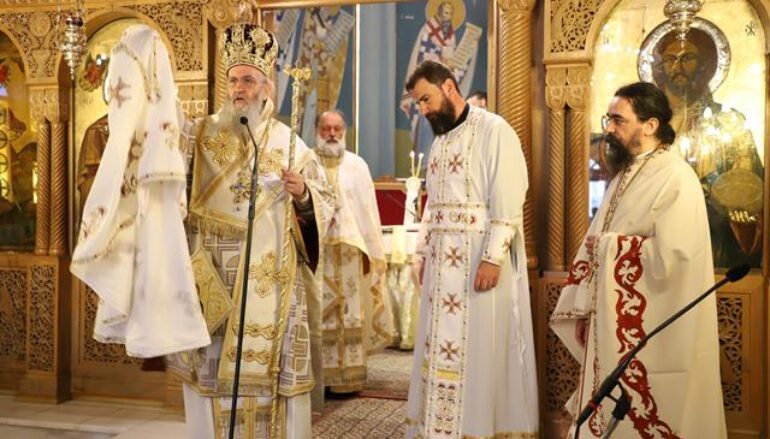 Χειροτονία Πρεσβυτέρου από τον Μητροπολίτη Ναυπάκτου