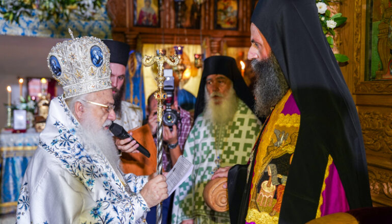Ενθρονίστηκε ο νέος Ηγούμενος της Ι. Μονής Παναγίας Καλλίπετρας