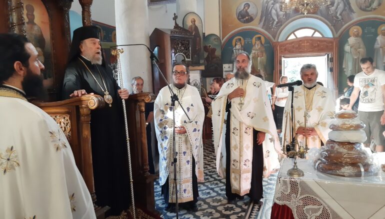 Αρχιερατικός Εσπερινός στον Ιερό Ναό Αγίων Αναργύρων Διρευμάτων