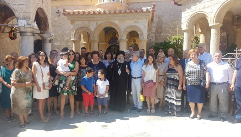 Ο Μάνης Χρυσόστομος στο Μοναστήρι που βαπτίστηκε