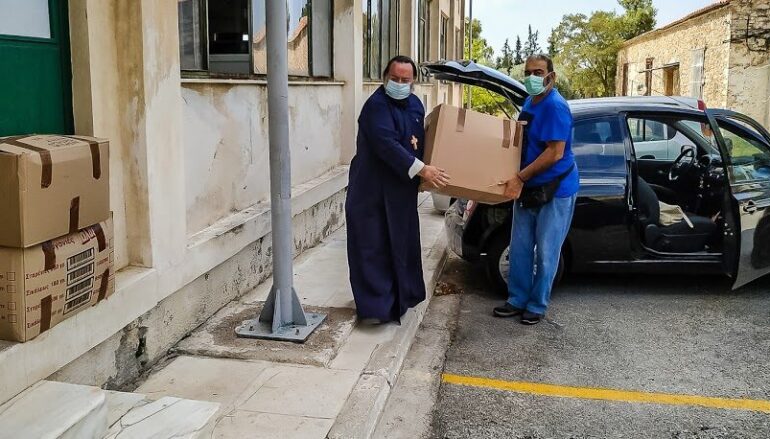 Εθελοντές από την Αγ. Μαρίνα Ηλιουπόλεως επισκέφθηκαν το Δρομοκαΐτειο Νοσοκομείο