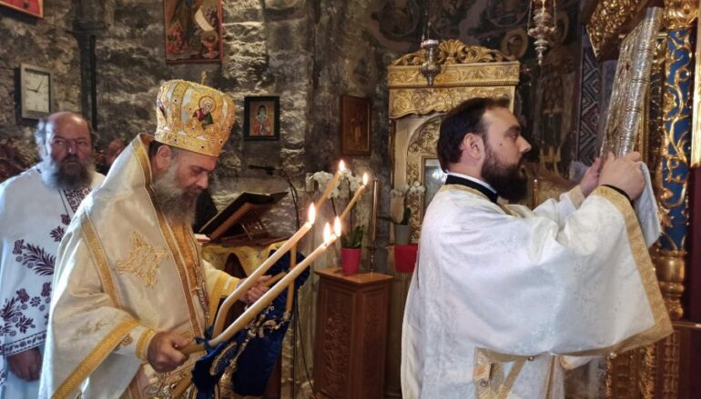 Ο Μητροπολίτης Θεσσαλιώτιδος στην Ι. Μονή Παναγίας «Σπηλιάς»