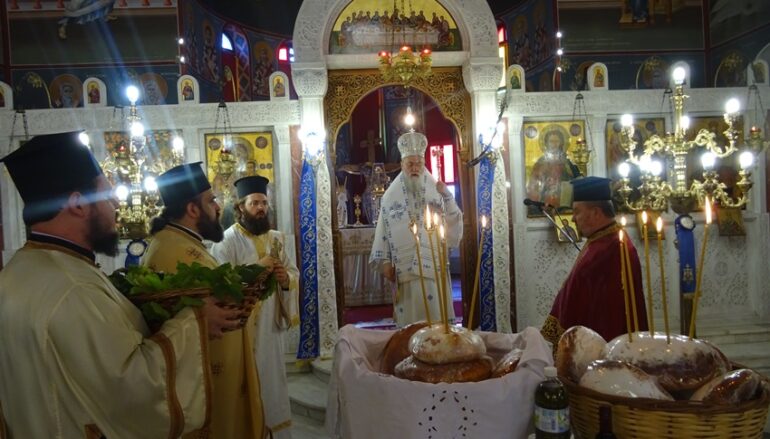 Η εορτή της Μεταμορφώσεως στην Ι. Μητρόπολη Κορίνθου