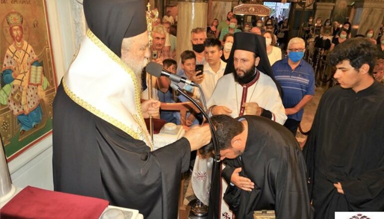 Χειροθεσίες Αναγνωστών και Εκκλησιαστικών από τον Μητροπολίτη Σπάρτης