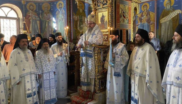 Ο Μητροπολίτης Λαρίσης στην Ιερά Μονή Σίμωνος Πέτρας του Αγίου Όρους