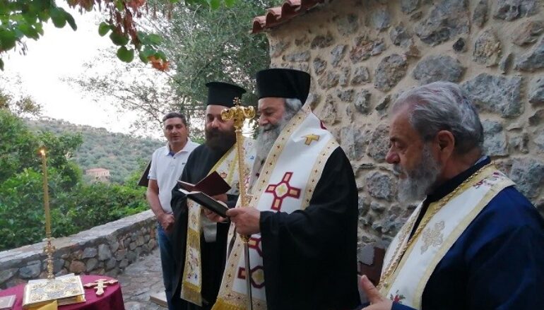 Μάνης Χρυσόστομος: «Το πρόσωπο της Παναγίας, μας γαληνεύει»