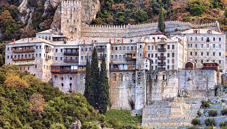 Συναγερμός και αγωνία για το Άγιον Όρος