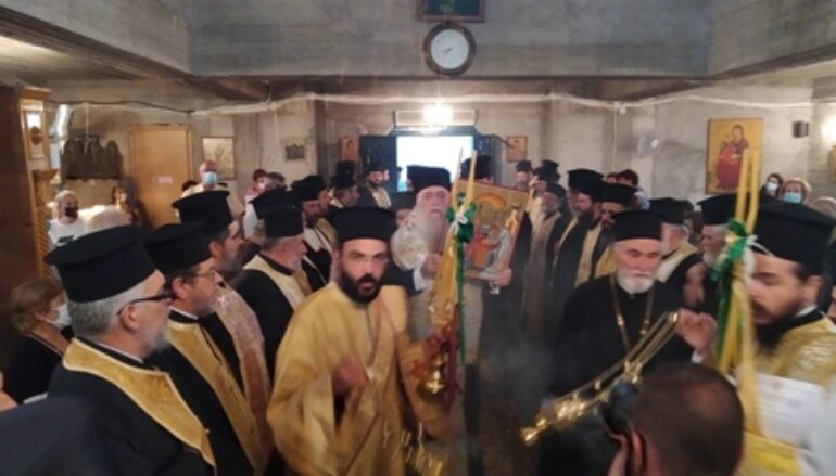 Tελετή ἀνυψώσεως Παρεκκλησίου σέ Ἐνορία στην Ι. Μ. Περιστερίου