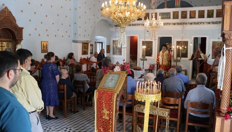 Αρχιερατική Θ. Λειτουργία στην αρχαία κωμόπολη Πύρριχος Μάνης