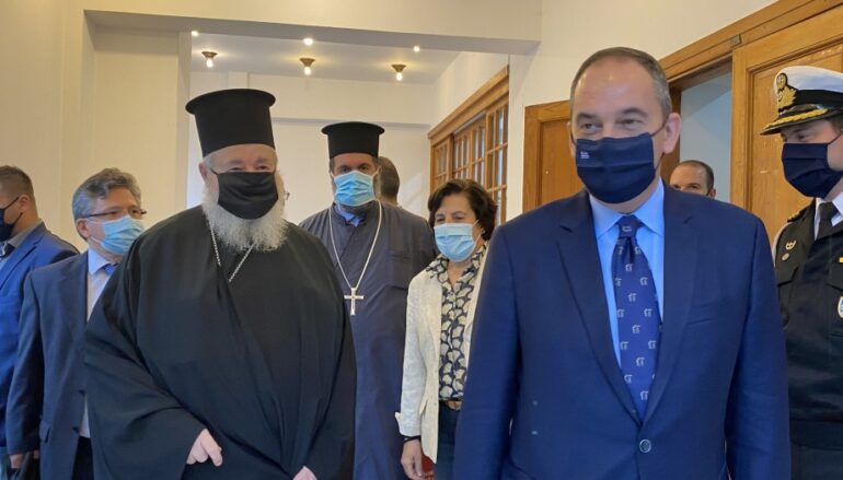 Στον Μητροπολίτη Κυδωνίας ο Υπουργός Ναυτιλίας