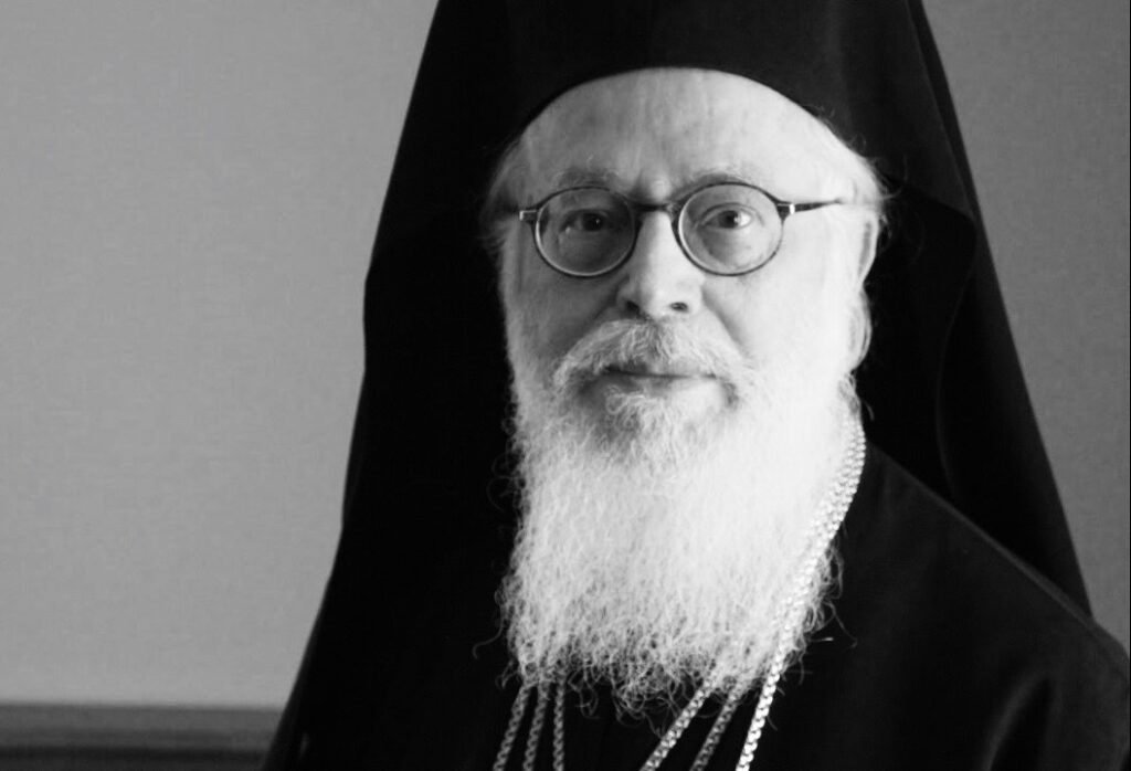 Ο Αρχιεπίσκοπος Αλβανίας ανέβασε ξανά πυρετό