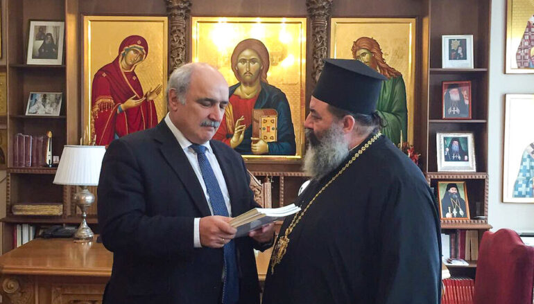 Ο παπα Γιάννης – Του Μάρκου Μπόλαρη