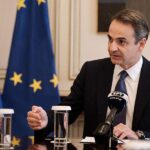 Πέτσας: “Δεν υπάρχει λόγος προληπτικής καραντίνας του Πρωθυπουργού”