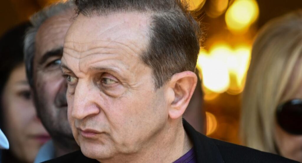 Σπ. Μπιμπίλας για καύση νεκρών: “Σε μαύρα σκοτάδια βρίσκεται η εκκλησία”
