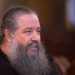 O π. Γεώργιος Σχοινάς για τις ερωτικές σχέσεις και την οικογένεια