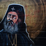 Έπιασαν επ’ αυτοφώρω αναρχικούς που βανδάλιζαν τον τοίχο των Ηρώων