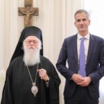 Μπακογιάννης: “Ευγνώμων για τη συνάντησή μου με τον Αρχιεπίσκοπο Αναστάσιο”