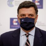 Κικίλιας: “Εμβολιασμοί ακόμη και έξω από Ιερούς Ναούς”