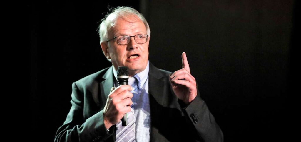 Τσελέντης για εικονίσματα σε νοσοκομεία: «Εδώ είναι Ελλάδα, όχι Μωαμεθανιστάν»