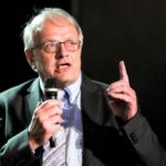 Τσελέντης για εικονίσματα σε νοσοκομεία: «Εδώ είναι Ελλάδα, όχι Μωαμεθανιστάν»