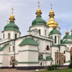 Η Ουκρανική Ορθόδοξη Εκκλησία διακήρυξε την “πλήρη ανεξαρτησία” της από το Πατριαρχείο Μόσχας